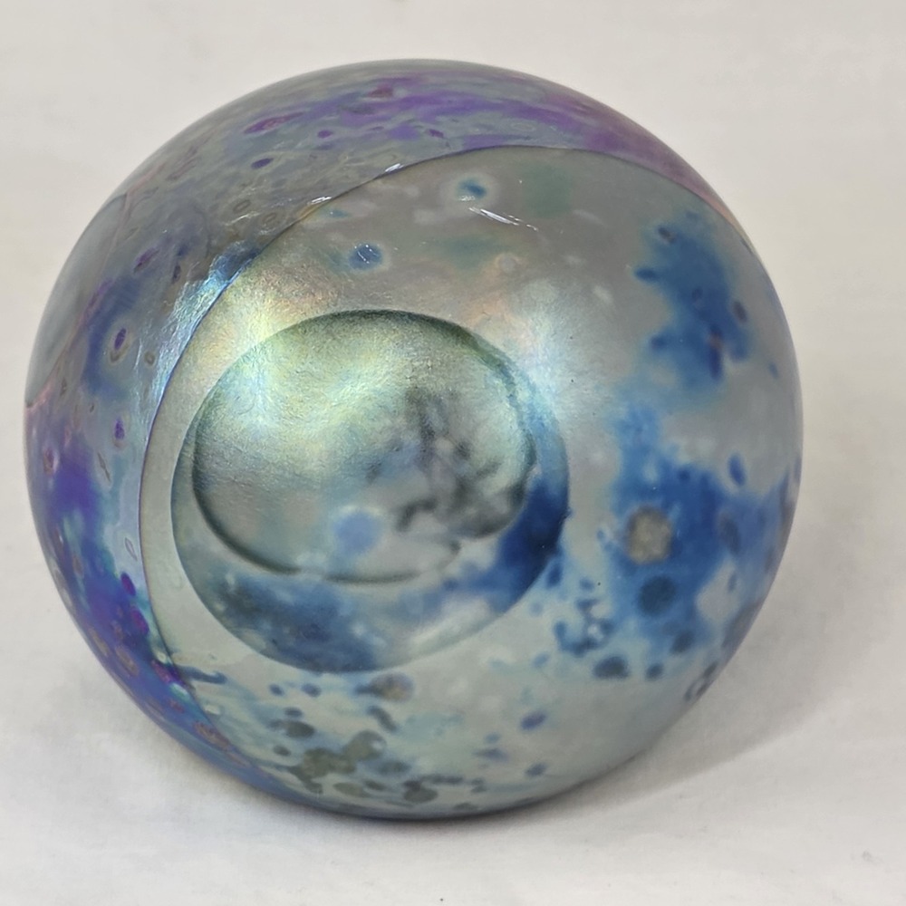 Robert Eickholt Glass Paperweight Signed 1978